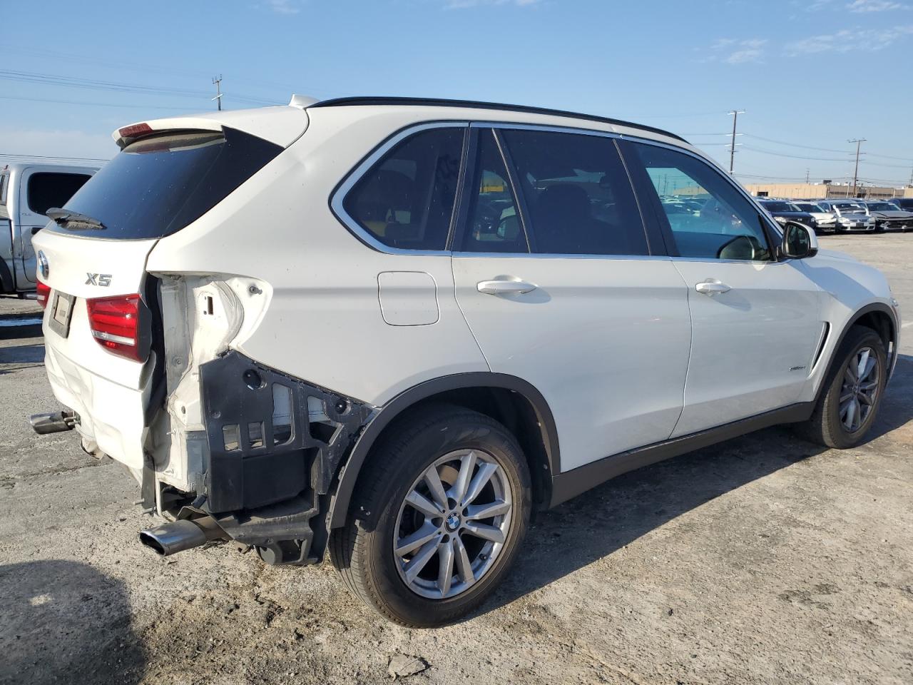 2015 BMW X5 VIN 5UXKR2C54F0H37083 Copart auction photo, rear end damage thumbnail 3