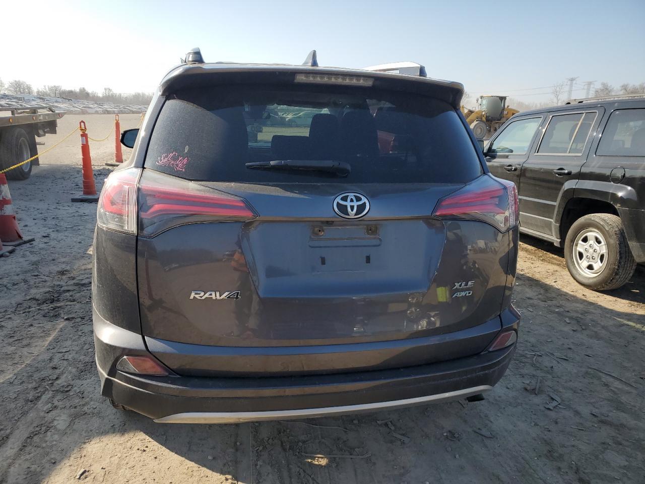 2018 Toyota RAV 4 VIN JTMRFREV4JJ182313 Copart auction photo, front end damage thumbnail 6