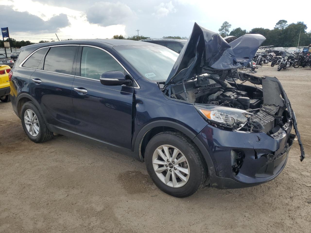 2020 KIA Sorento VIN 5XYPG4A36LG700226 Copart auction photo, front end damage thumbnail 4