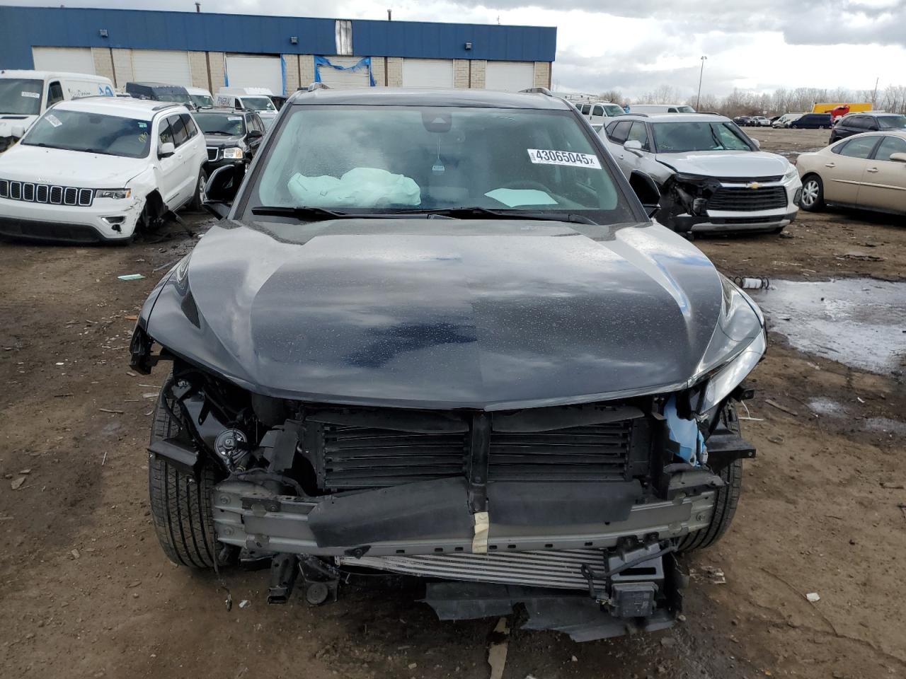 2024 Chevrolet Blazer VIN 3GNKBCR46RS188918 Copart auction photo, front end damage thumbnail 5