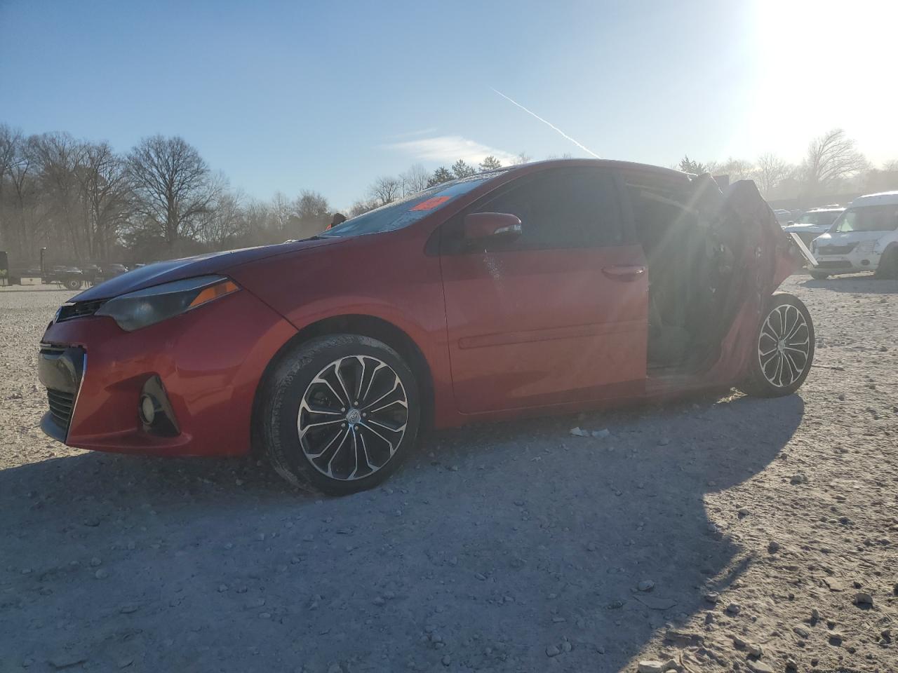 2016 Toyota Corolla VIN 5YFBURHE9GP547575