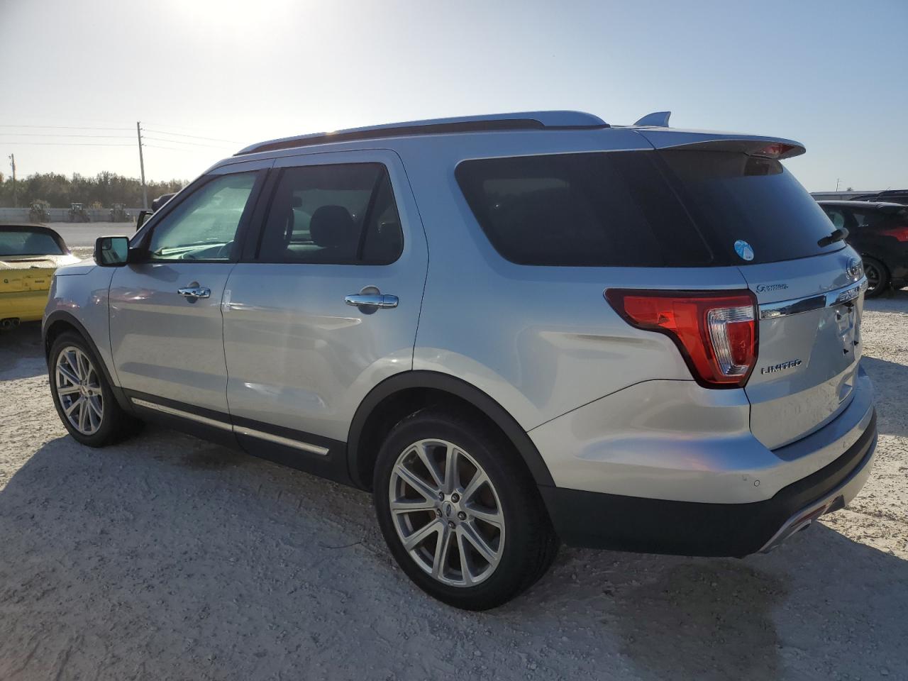 2017 Ford Explorer VIN 1FM5K7F88HGC23164 Copart auction photo, water/flood damage thumbnail 2