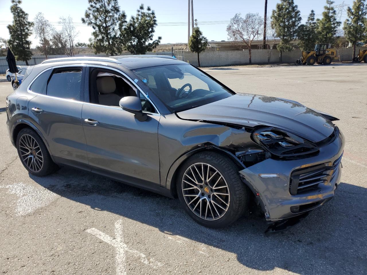 2019 Porsche Cayenne VIN WP1AA2AY3KDA18665 Copart auction photo, front end damage thumbnail 4