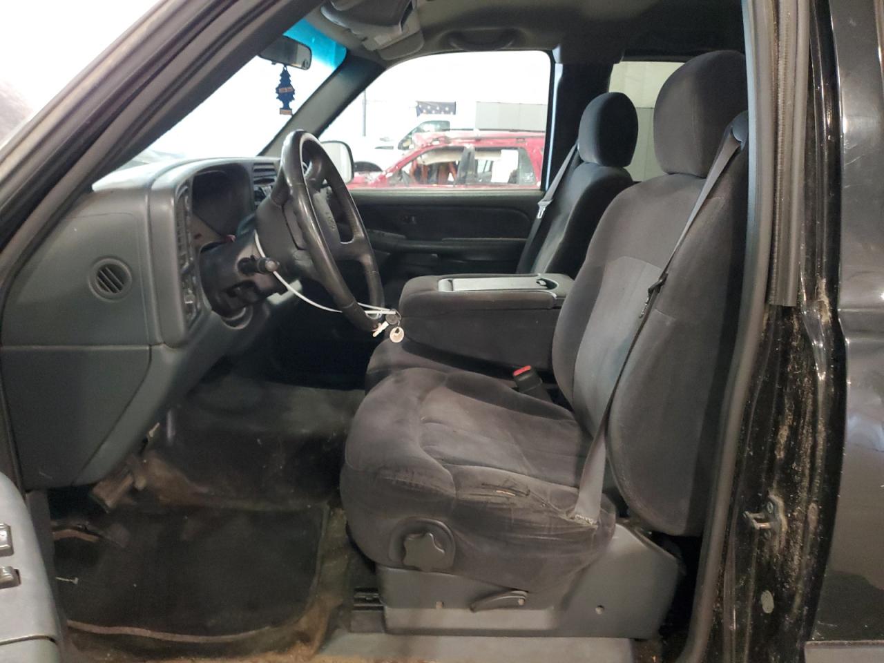 2000 Chevrolet Silverado VIN 1GCEK19T9YE178779 Copart auction photo, all over damage thumbnail 7