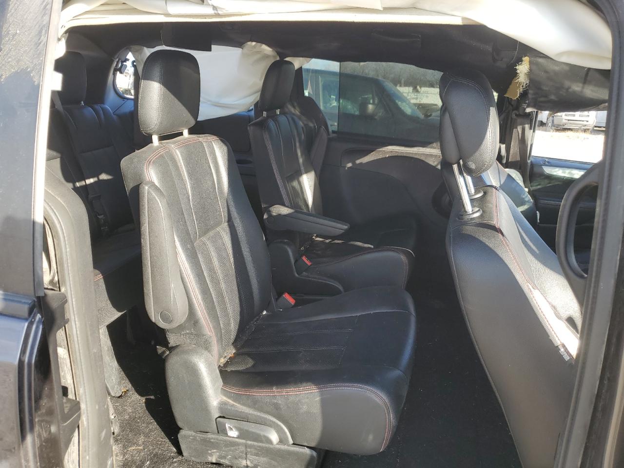 2020 Dodge Caravan VIN 2C4RDGEG3LR198965 Copart auction photo, all over damage thumbnail 11