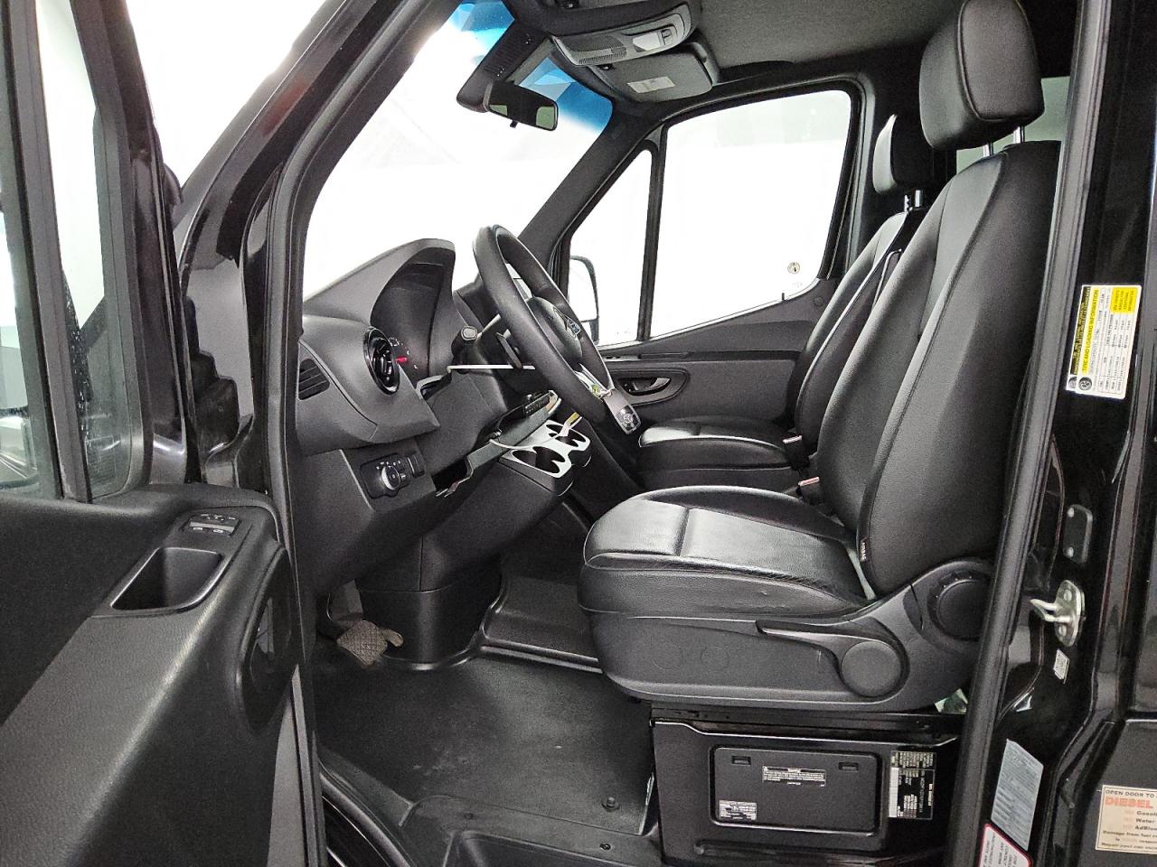 2019 Mercedes-Benz Sprinter VIN WDZPF1CD7KP128814 Copart auction photo, normal wear damage thumbnail 7