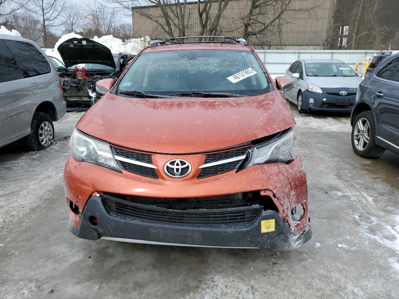 2015 Toyota RAV 4 VIN 2T3DFREV2FW309966 Copart auction photo, front end / side damage thumbnail 5