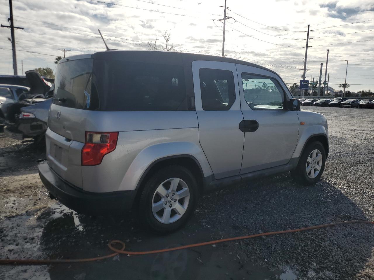 2010 Honda Element VIN 5J6YH1H78AL001040 Copart auction photo, rear end damage thumbnail 3