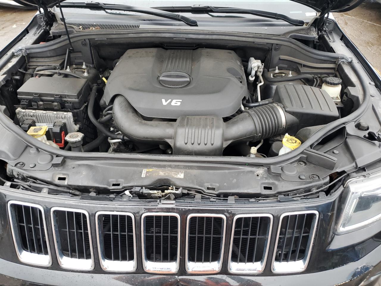 2015 Jeep Grand Cherokee VIN 1C4RJFAGXFC637052 Copart auction photo, front end damage thumbnail 12