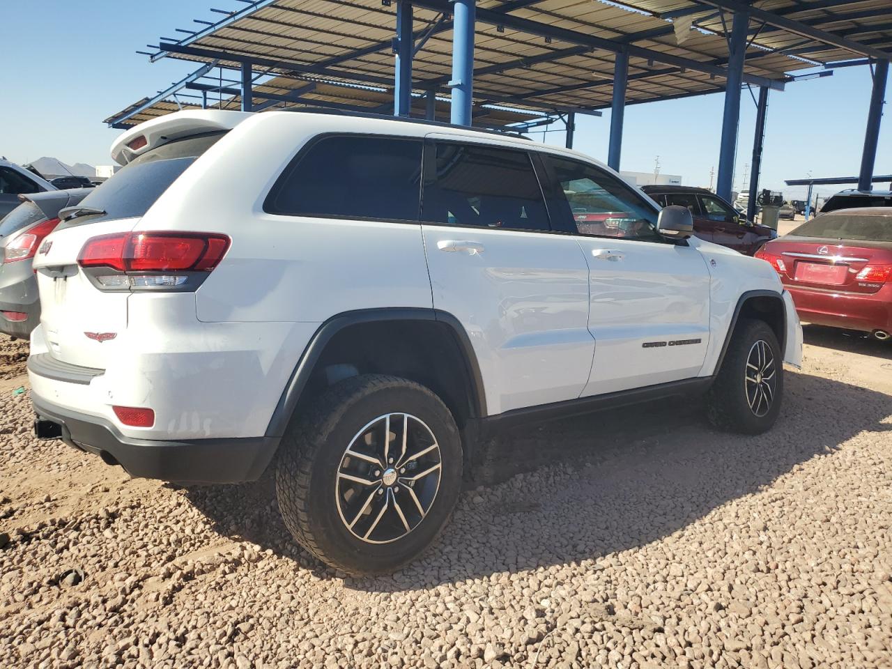 2017 Jeep Grand Cherokee VIN 1C4RJFLG4HC947763 Copart auction photo, all over damage thumbnail 3