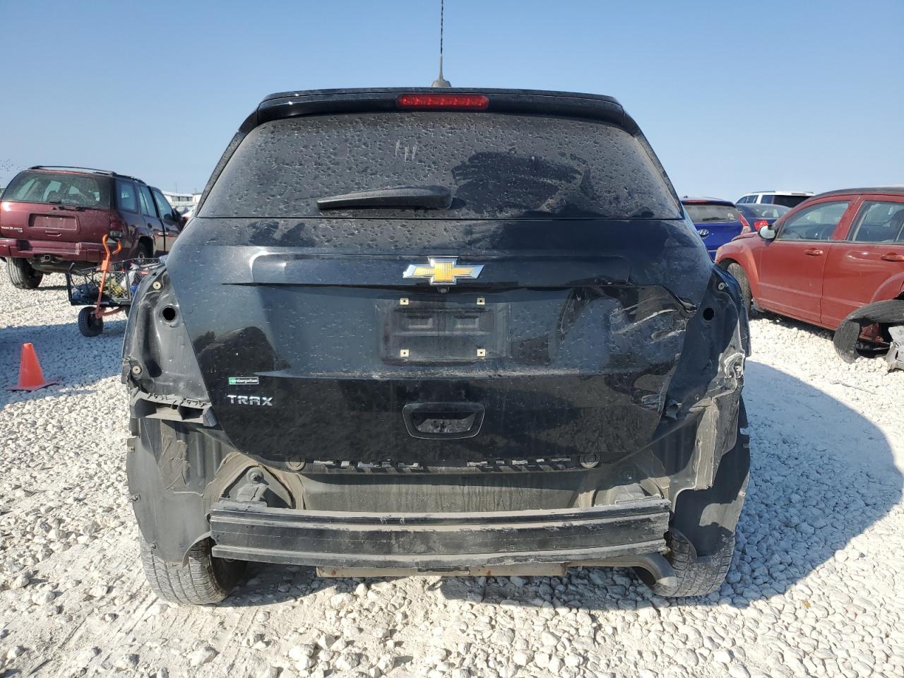 2020 Chevrolet Trax VIN 3GNCJKSB7LL124530 Copart auction photo, rear end damage thumbnail 6