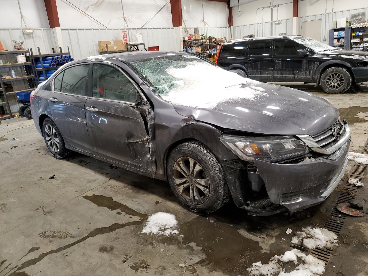 2015 Honda Accord VIN 1HGCR2F35FA019079 Copart auction photo, front end / side damage thumbnail 4