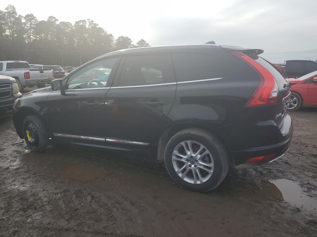 2016 Volvo XC60 VIN YV440MDK7G2789067 Copart auction photo, undercarriage damage thumbnail 2