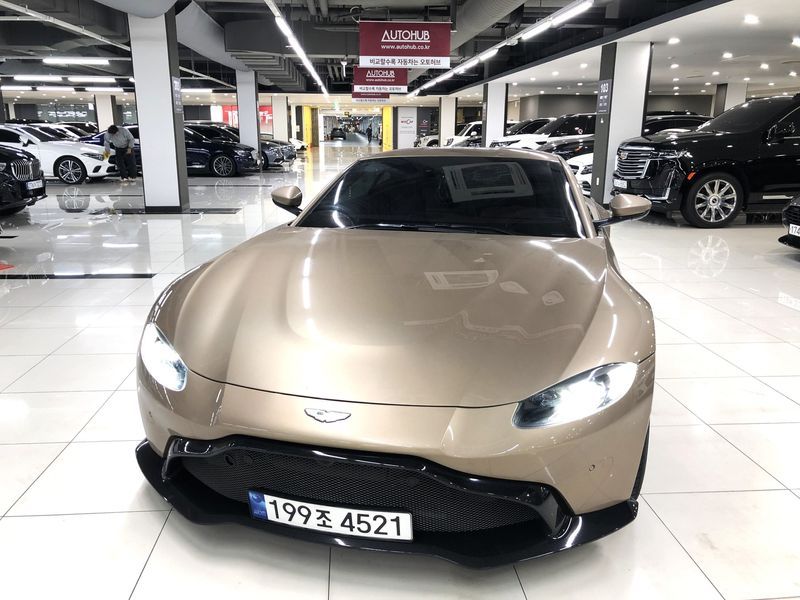 2019 Aston Martin Vantage VIN SCFSMGAW8LGN03202