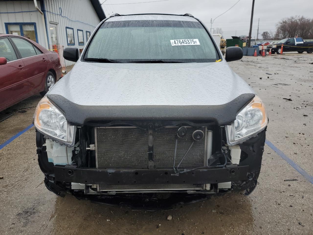 2011 Toyota RAV 4 VIN 2T3ZF4DV6BW090319 Copart auction photo, rear end / front end damage thumbnail 5