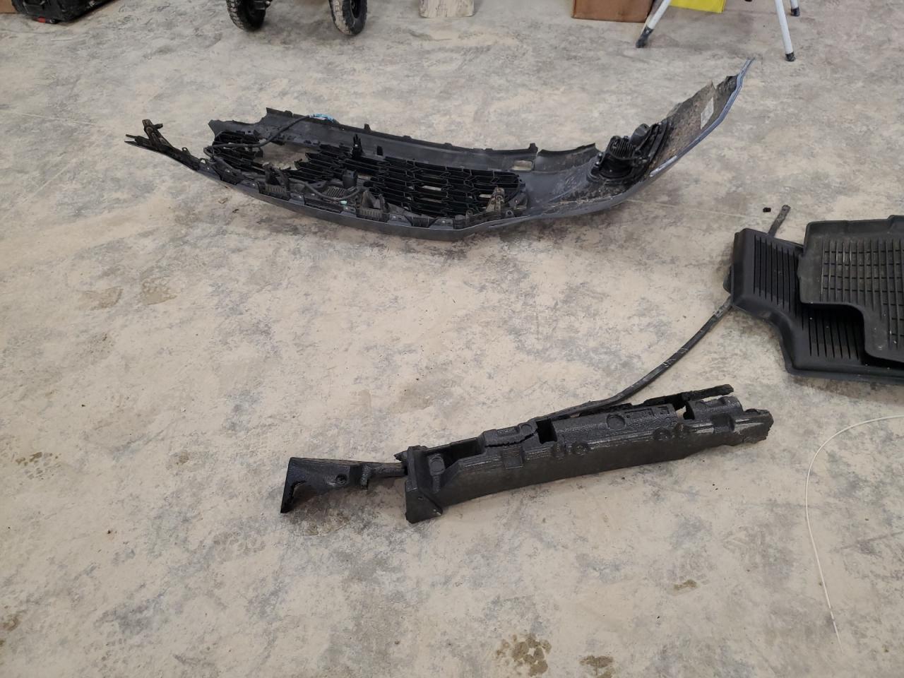 2022 Toyota Highlander VIN 5TDGZRBH8NS246875 Copart auction photo, front end / minor dent/scratches damage thumbnail 15