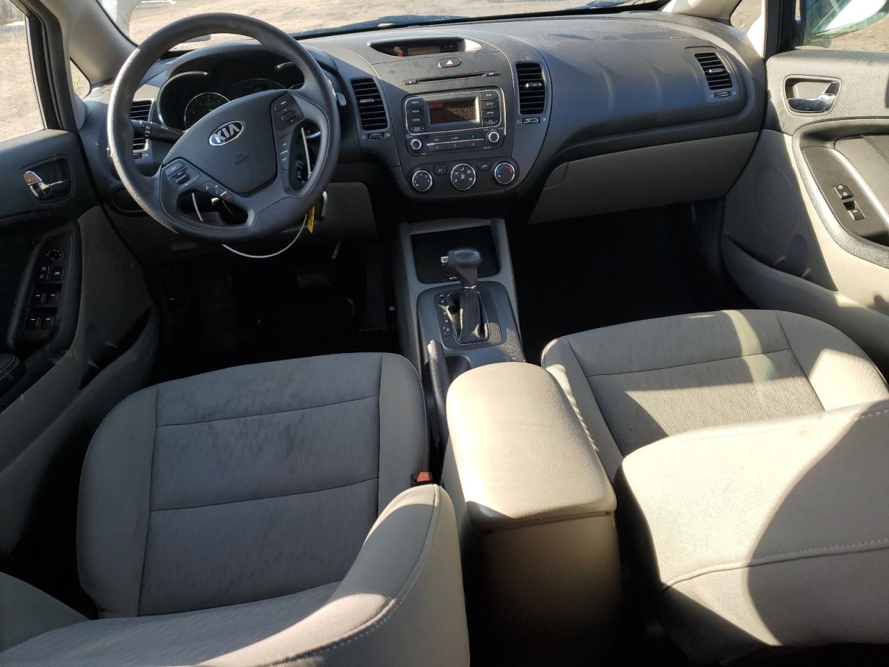 2015 KIA Forte VIN KNAFK4A64F5306352 Copart auction photo, front end / minor dent/scratches damage thumbnail 8