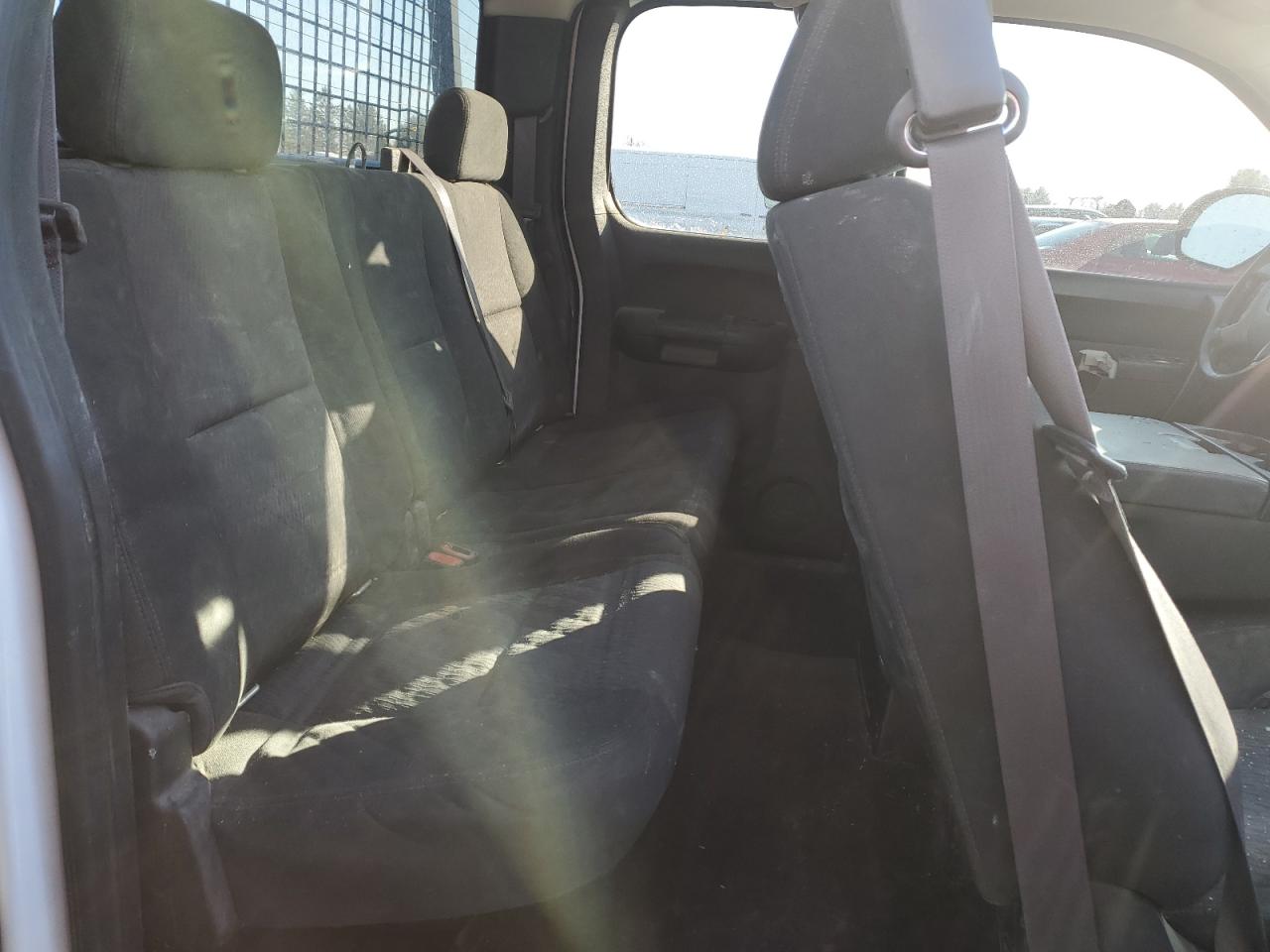 2013 GMC Sierra VIN 1GTR2VE77DZ350666 Copart auction photo, rear end / mechanical damage thumbnail 10