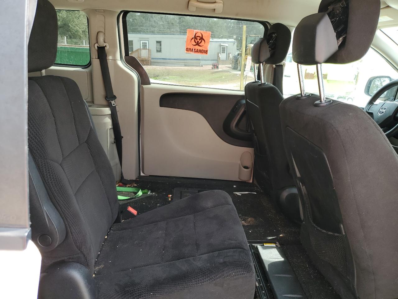 2013 Dodge Caravan VIN 2C4RDGCG0DR550162 Copart auction photo, rear end damage thumbnail 11