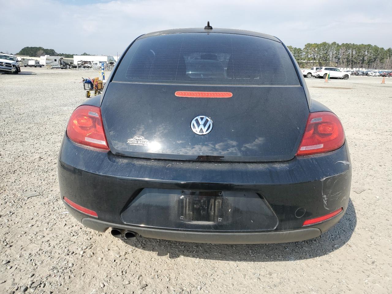 2013 Volkswagen Beetle VIN 3VWJP7AT8DM664287 Copart auction photo, front end damage thumbnail 6