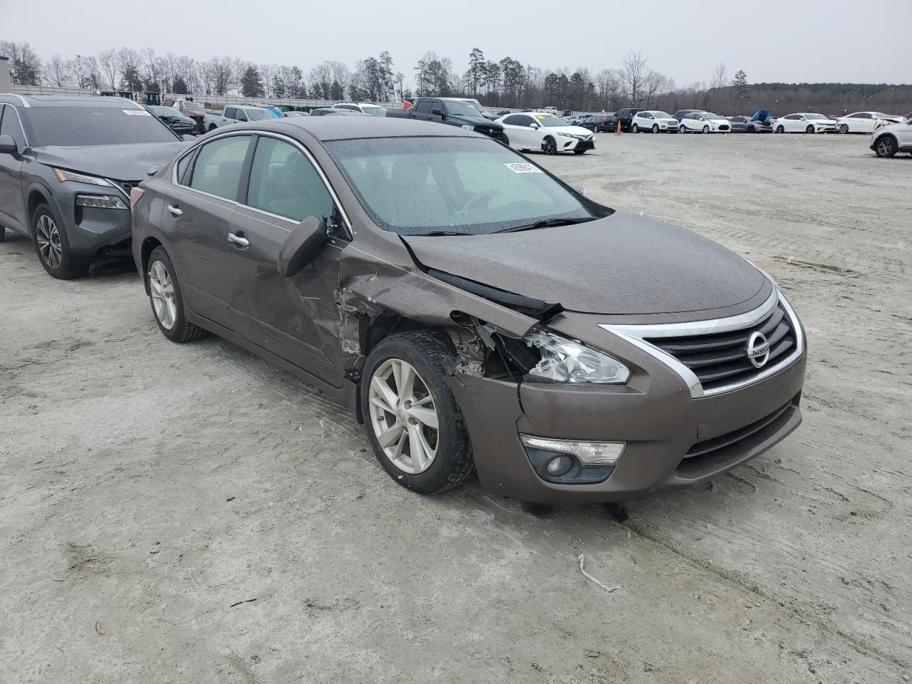 2015 Nissan Altima VIN 1N4AL3AP5FC227819 Copart auction photo, front end / side damage thumbnail 4