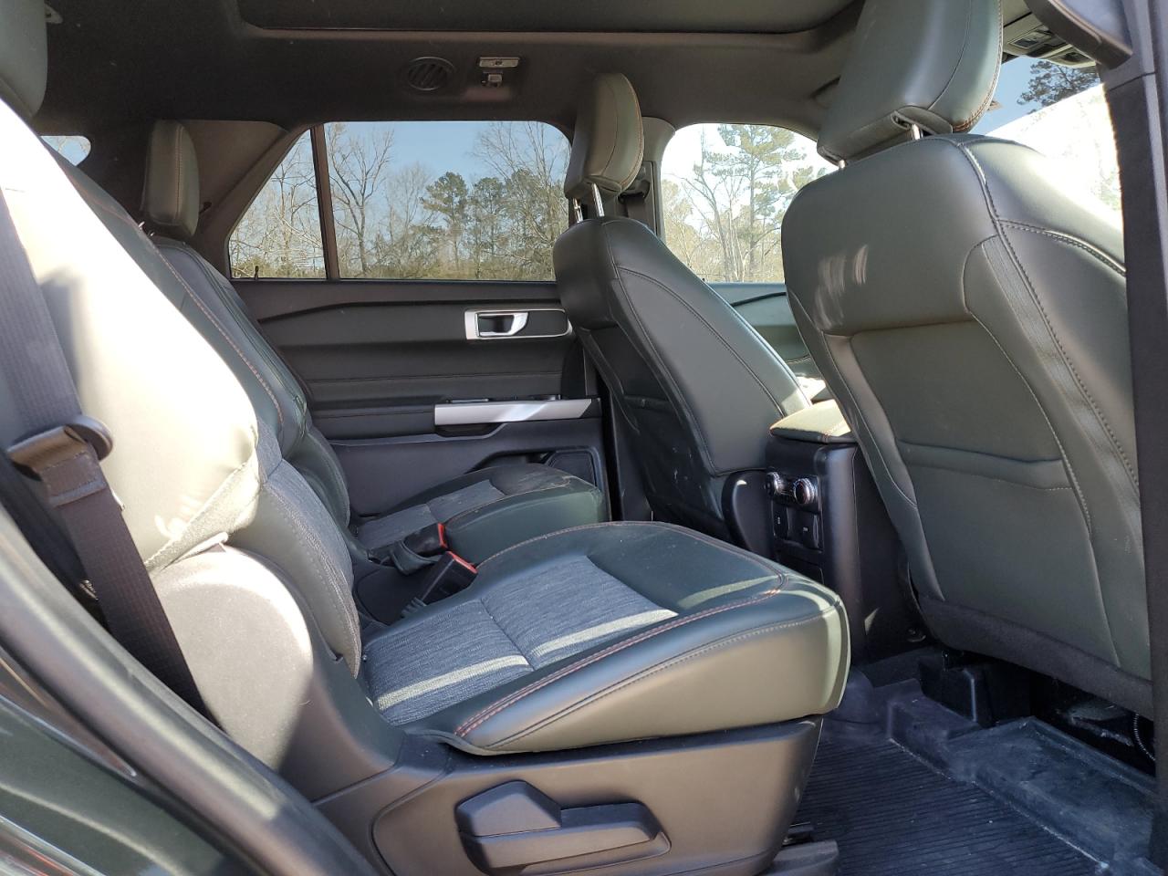 2023 Ford Explorer VIN 1FMSK8JH4PGA28838 Copart auction photo, front end / minor dent/scratches damage thumbnail 11