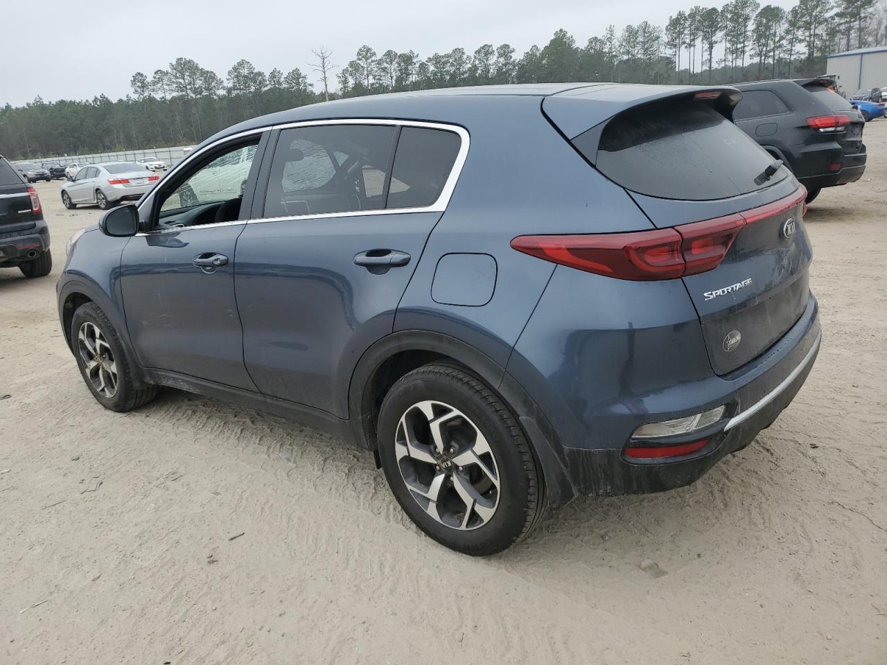 2022 KIA Sportage VIN KNDPM3AC5N7006257 Copart auction photo, side / front end damage thumbnail 2