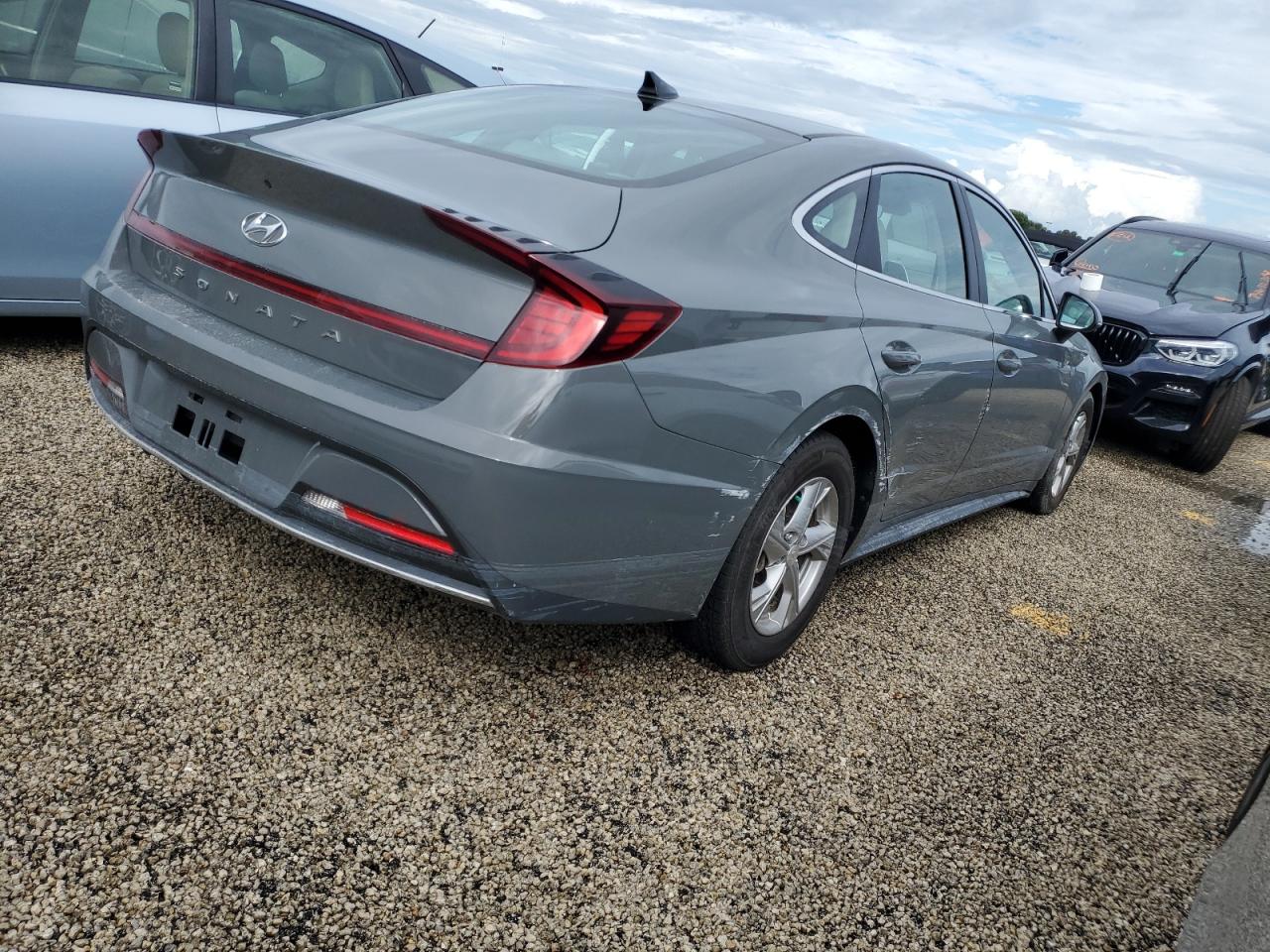 2020 Hyundai Sonata VIN 5NPEG4JA3LH035686 Copart auction photo, water/flood damage thumbnail 3