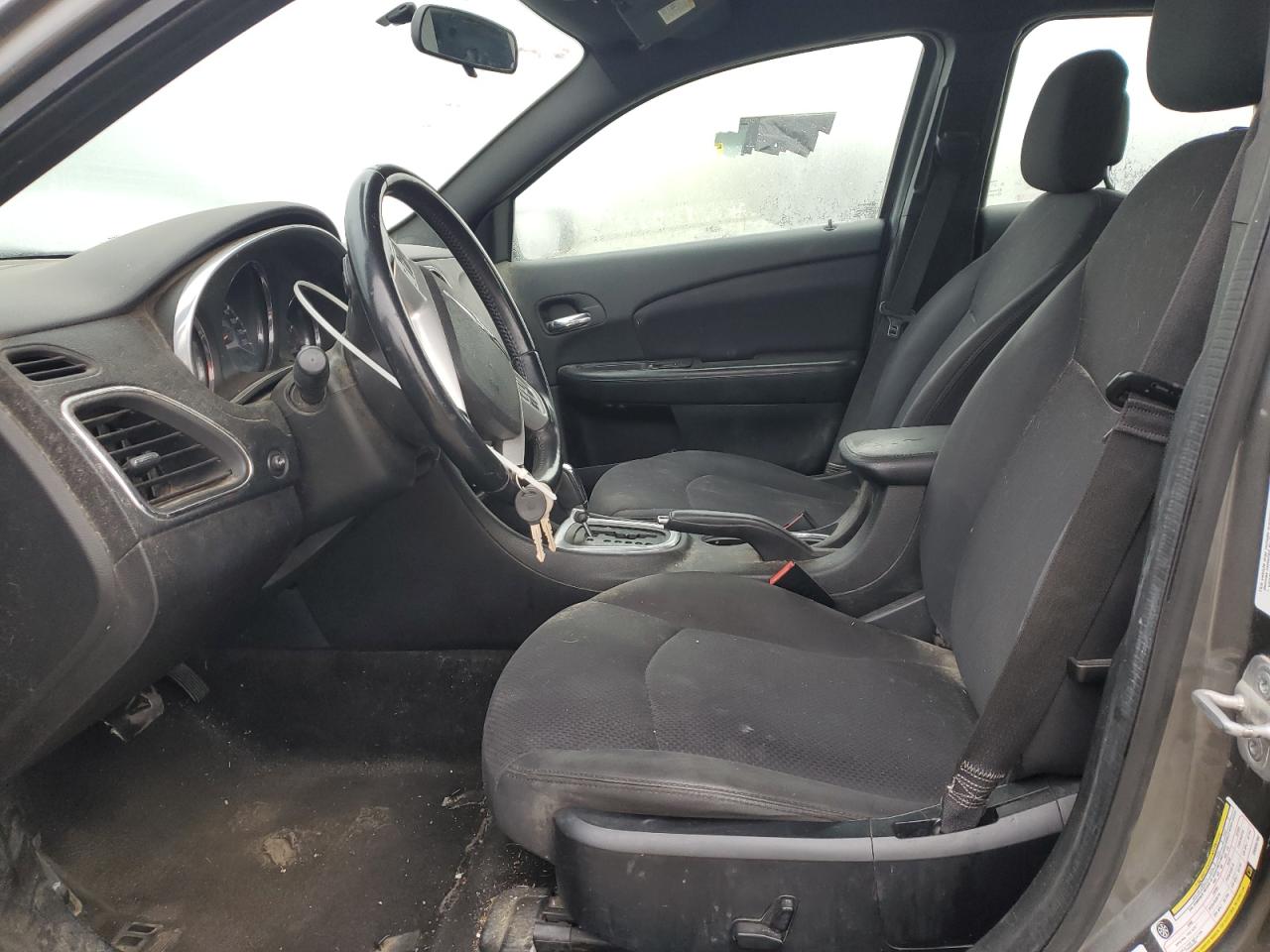 2013 Chrysler 200 VIN 1C3CCBBB4DN639784 Copart auction photo, rear end / mechanical damage thumbnail 7