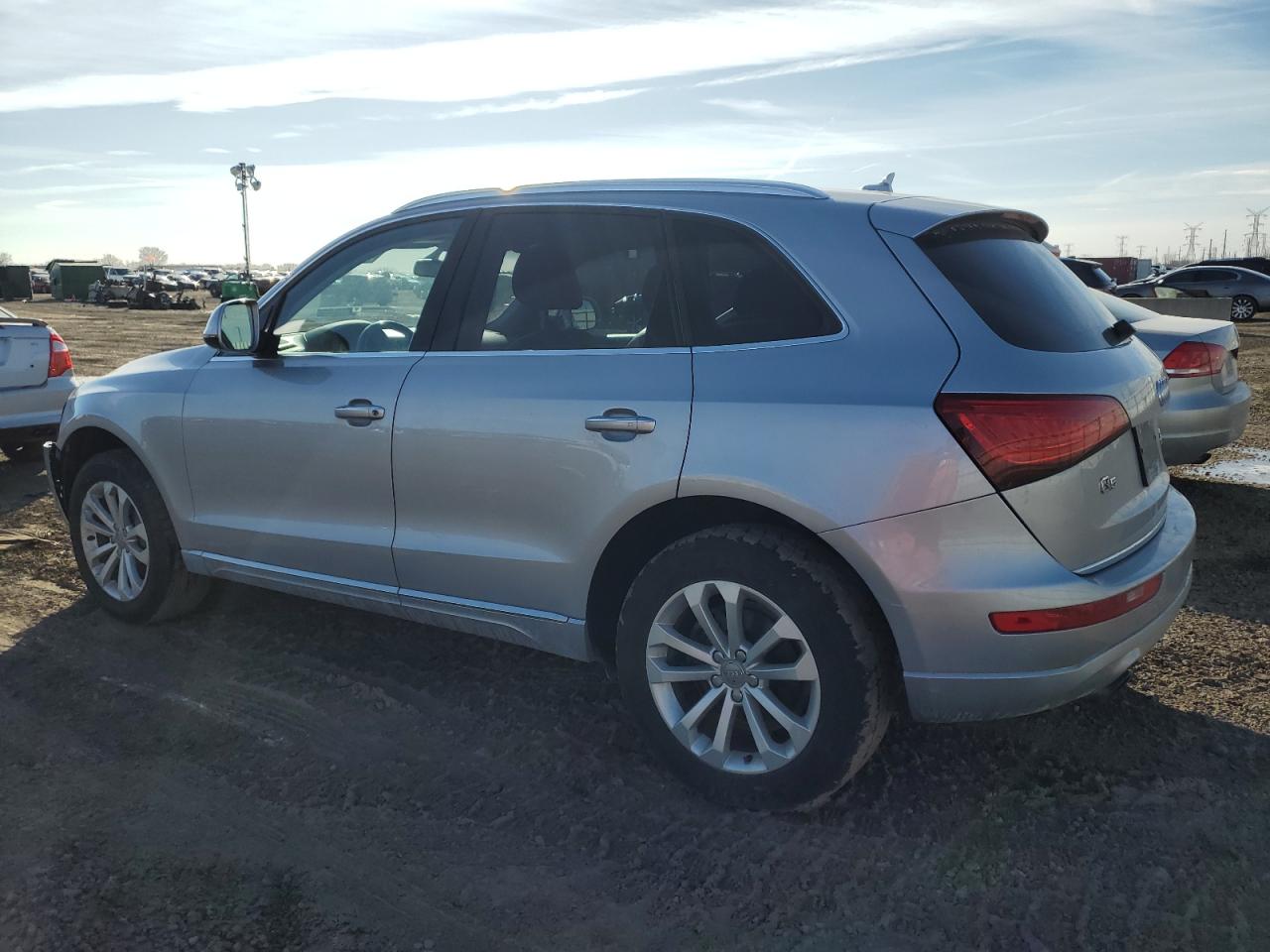 2015 Audi Q5 VIN WA1CFAFP8FA096995 Copart auction photo, front end / minor dent/scratches damage thumbnail 2