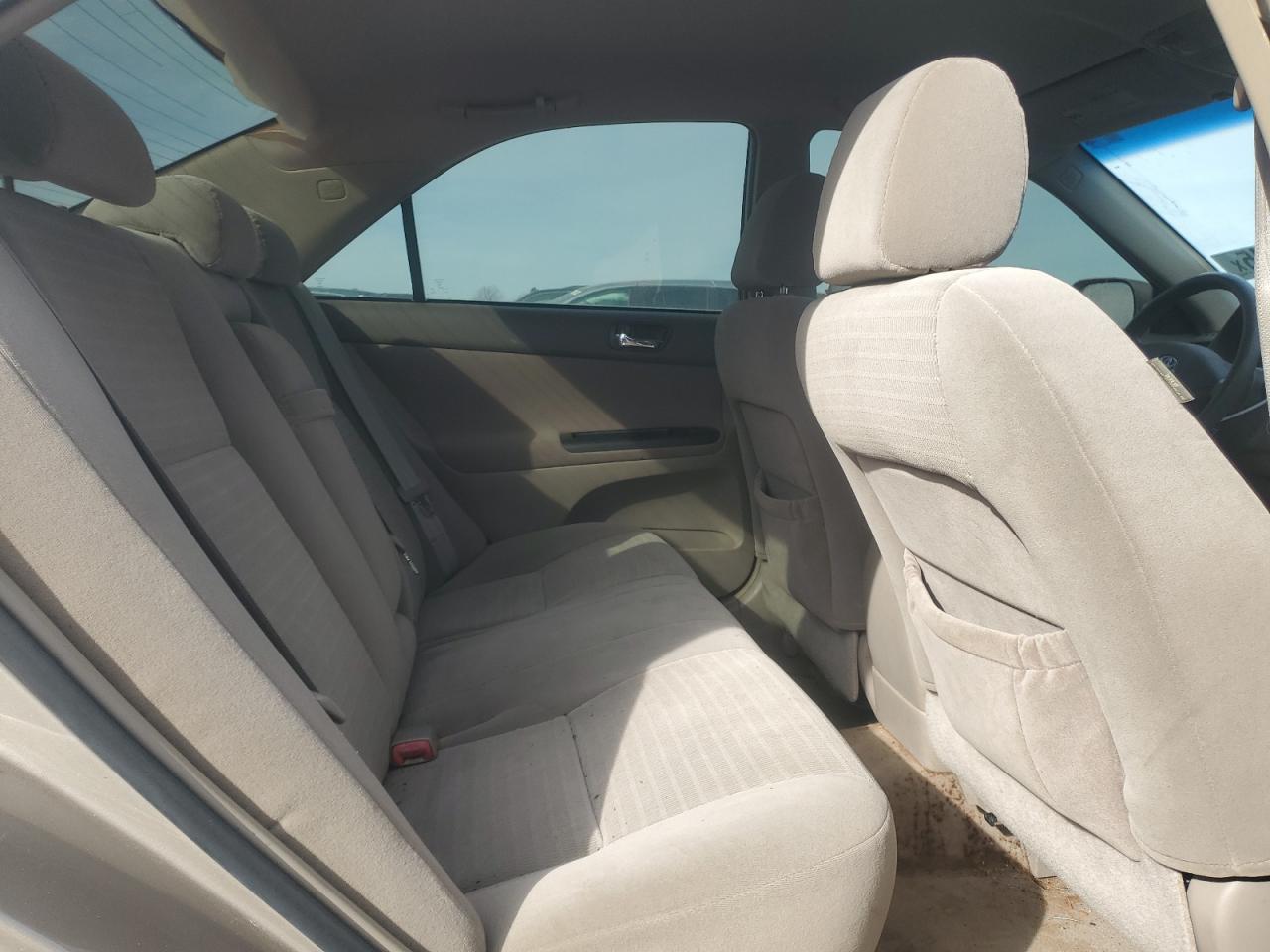 2005 Toyota Camry VIN 4T1BE30K05U004252 Copart auction photo, front end / minor dent/scratches damage thumbnail 10