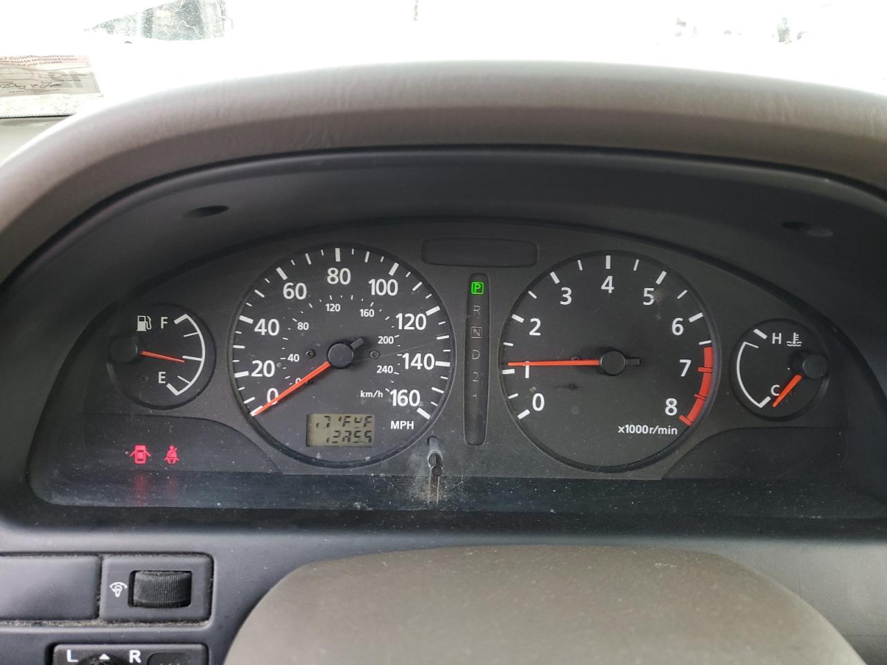 2000 Nissan Maxima VIN JN1CA31D3YT709810 Copart auction photo, front end / mechanical damage thumbnail 9