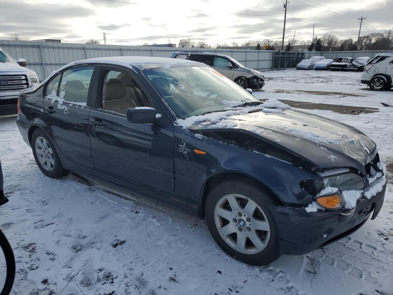 2002 BMW 3er VIN WBAEU33432PF67176 Copart auction photo, front end damage thumbnail 4