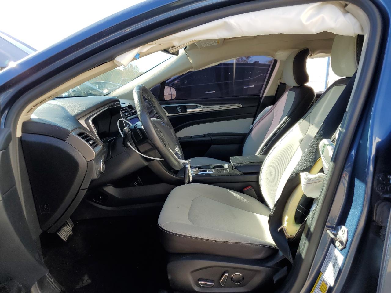 2019 Ford Fusion VIN 3FA6P0HDXKR166094 Copart auction photo, side damage thumbnail 7