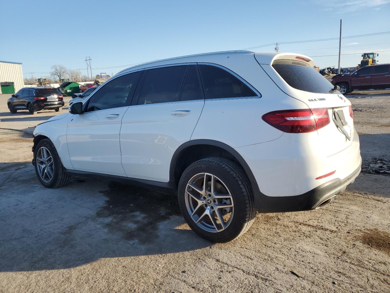 2019 Mercedes-Benz GLC VIN WDC0G4KB9KF595314 Copart auction photo, front end / minor dent/scratches damage thumbnail 2