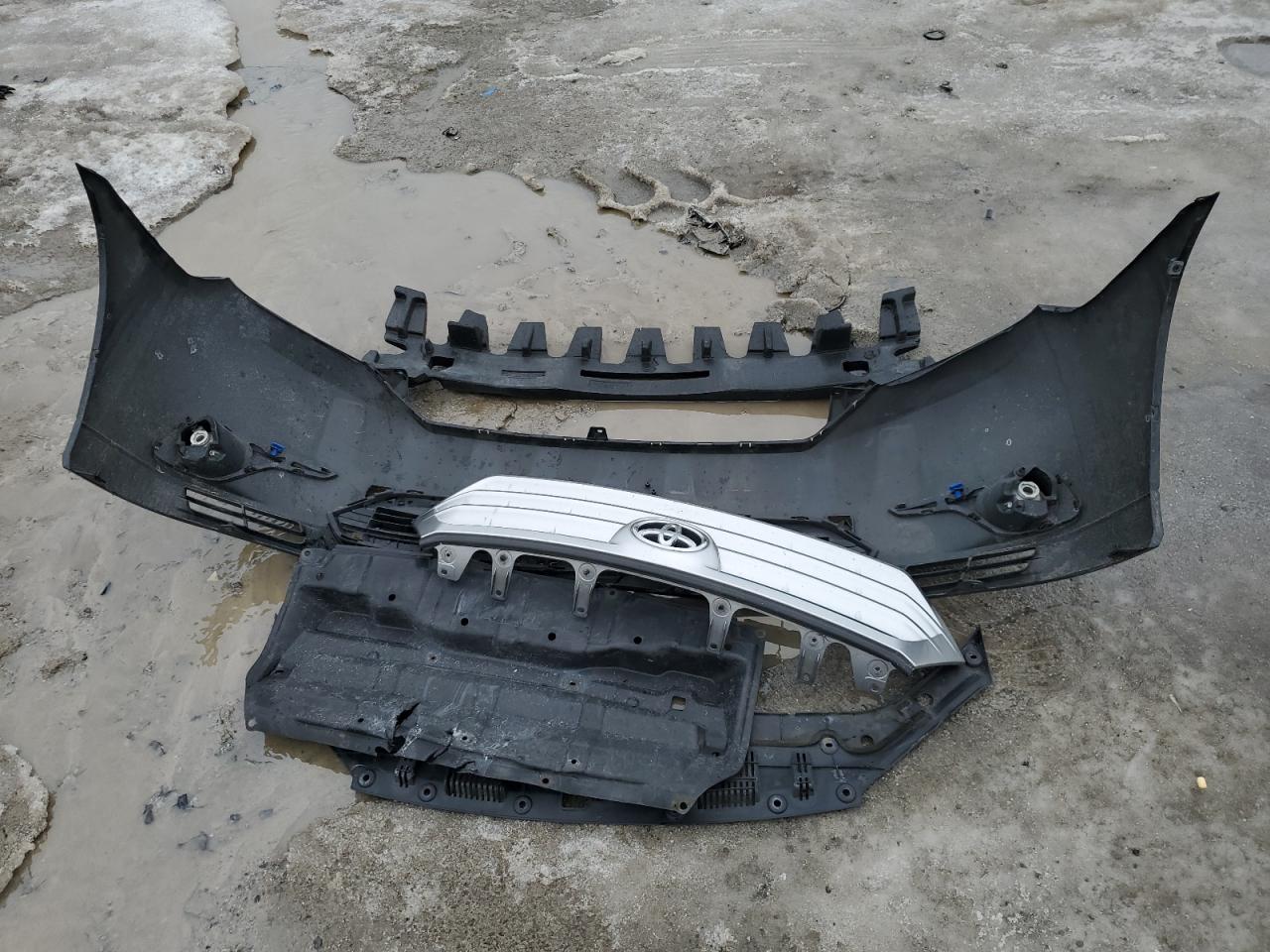 2012 Toyota Highlander VIN 5TDDK3EH5CS116713 Copart auction photo, front end / minor dent/scratches damage thumbnail 13