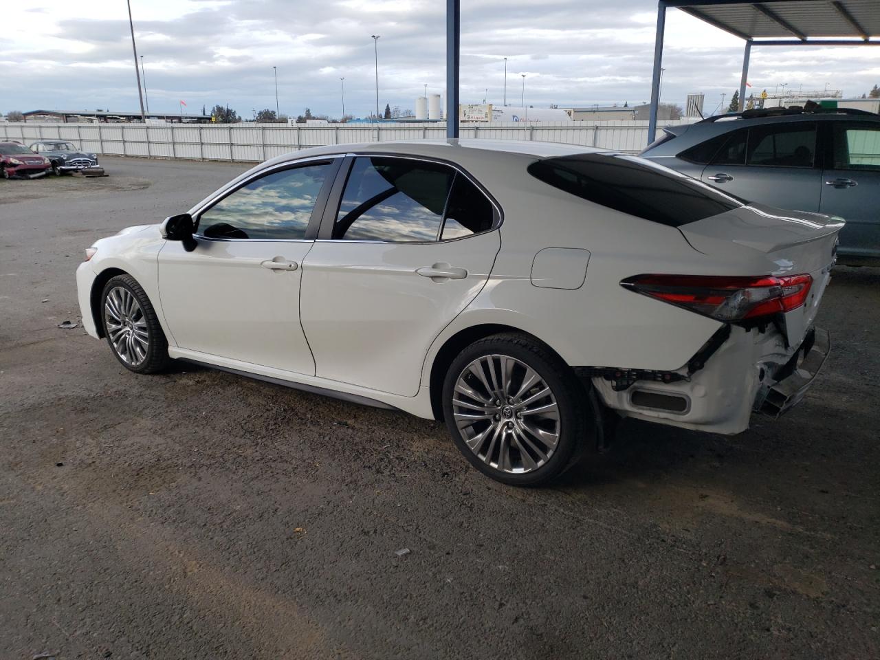 2018 Toyota Camry VIN JTNB11HK1J3063637 Copart auction photo, rear end damage thumbnail 2