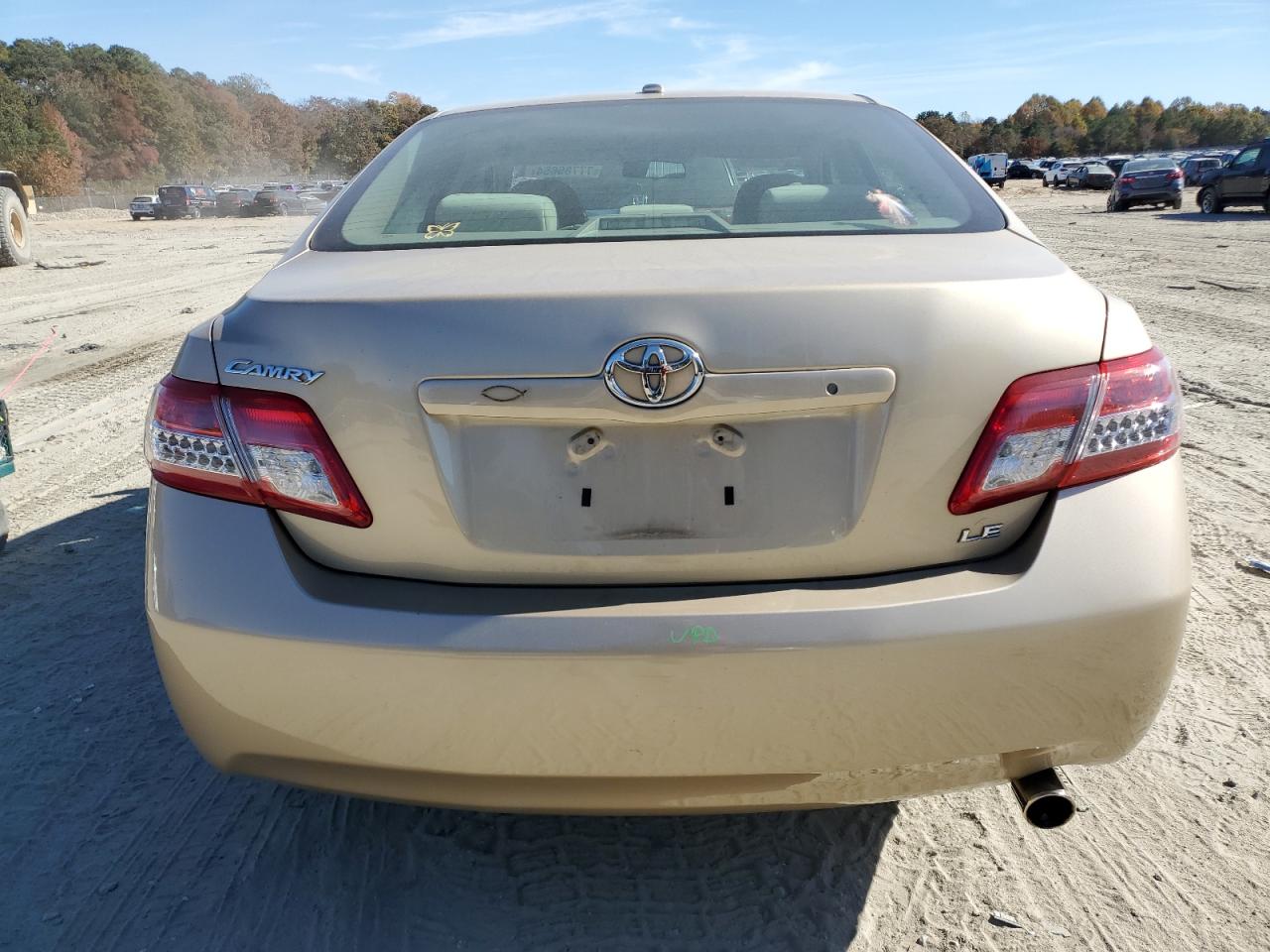 2011 Toyota Camry VIN 4T1BF3EK9BU670074 Copart auction photo, front end damage thumbnail 6