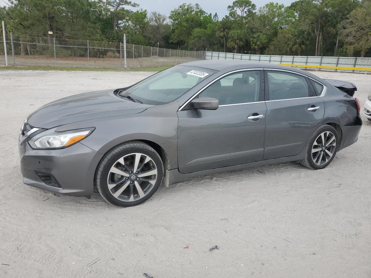 2017 Nissan Altima VIN 1N4AL3AP0HC168858