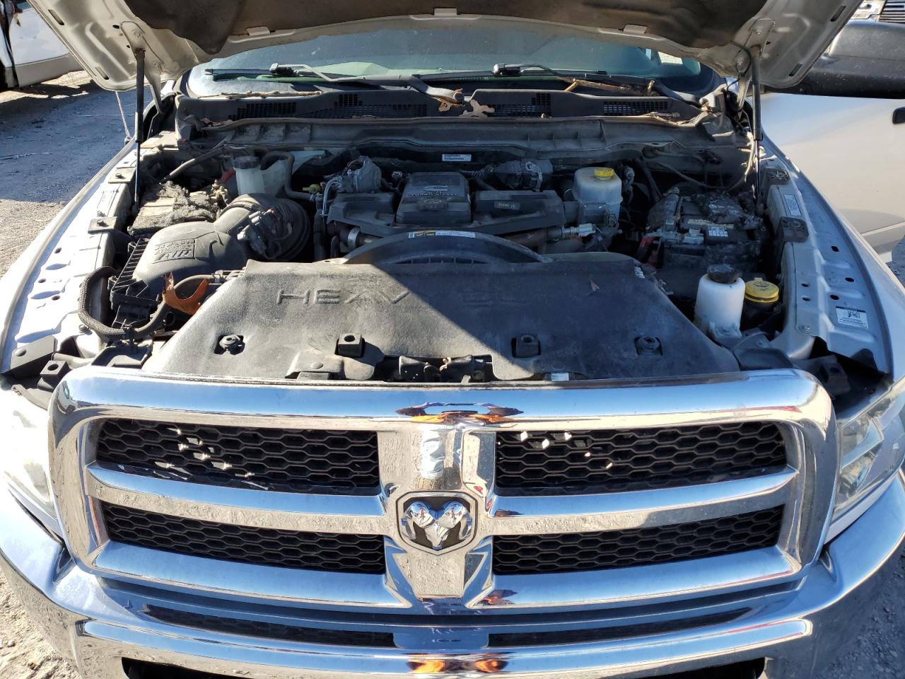 2017 RAM 2500 VIN 3C6UR5CLXHG726506 Copart auction photo, all over damage thumbnail 11