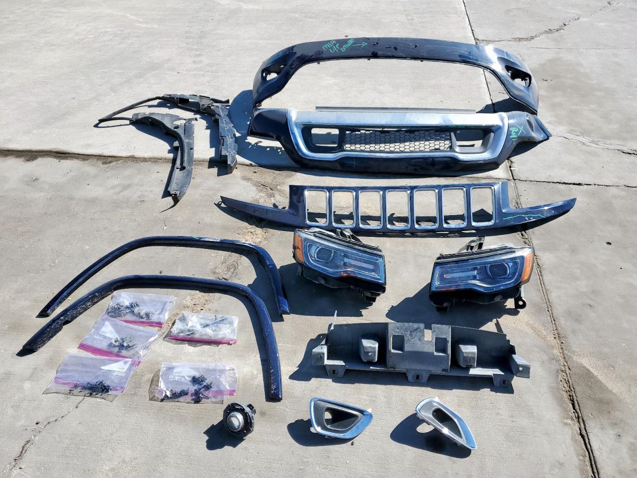 2014 Jeep Grand Cherokee VIN 1C4RJFCG6EC149695 Copart auction photo, front end / side damage thumbnail 13
