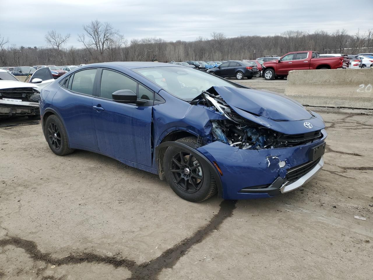 2024 Toyota Prius VIN JTDACACU2R3032914 Copart auction photo, front end / rear end damage thumbnail 4