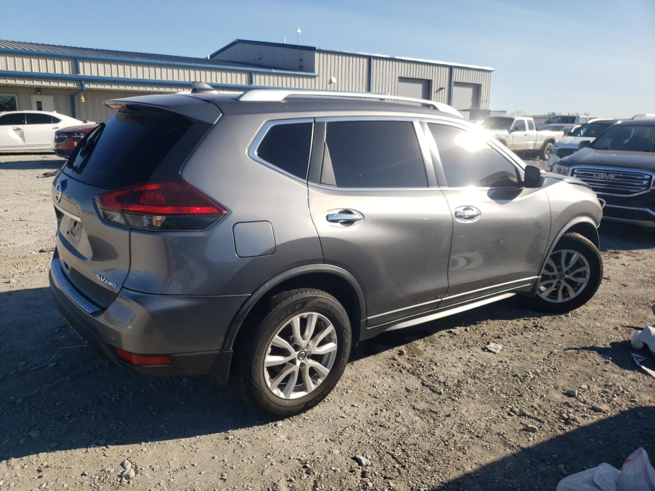 2020 Nissan Rogue VIN KNMAT2MV0LP536827 Copart auction photo, front end / rear end damage thumbnail 3