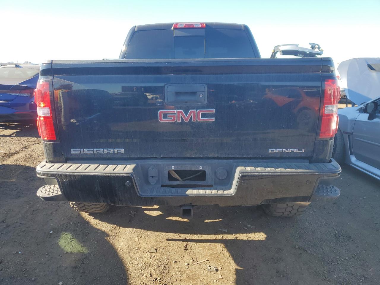 2015 GMC Sierra VIN 3GTU2WEJXFG371803 Copart auction photo, front end damage thumbnail 6