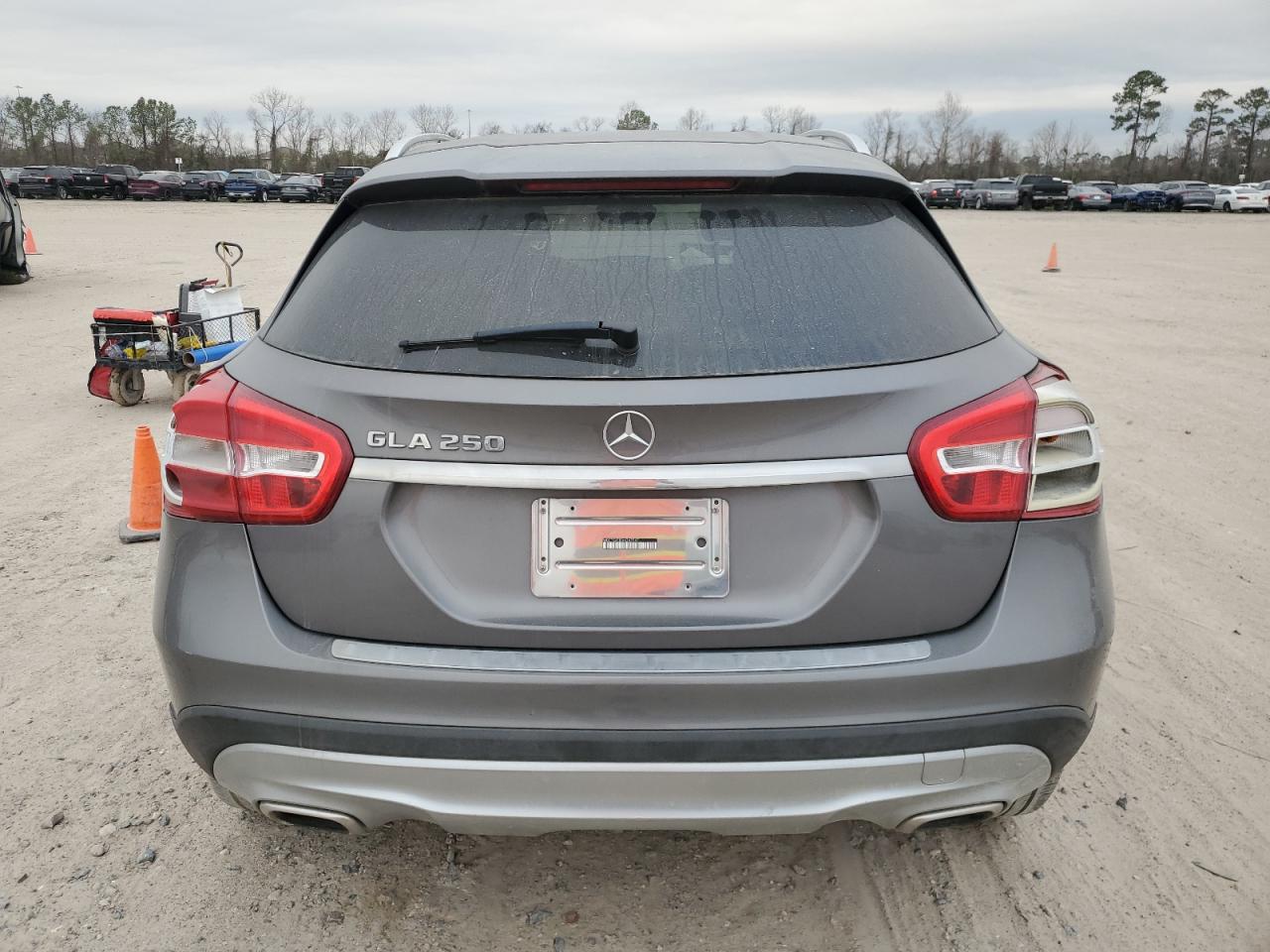 2017 Mercedes-Benz GLA-klasse VIN WDCTG4EB0HJ347547 Copart auction photo, front end damage thumbnail 6