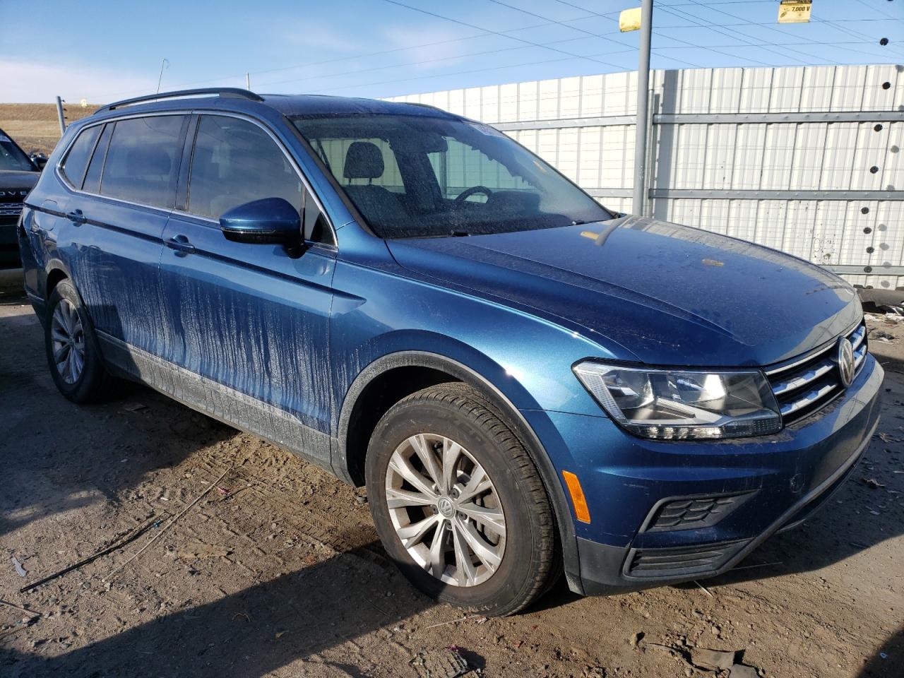 2018 Volkswagen Tiguan VIN 3VV2B7AX9JM054453 Copart auction photo, rear end / side damage thumbnail 4