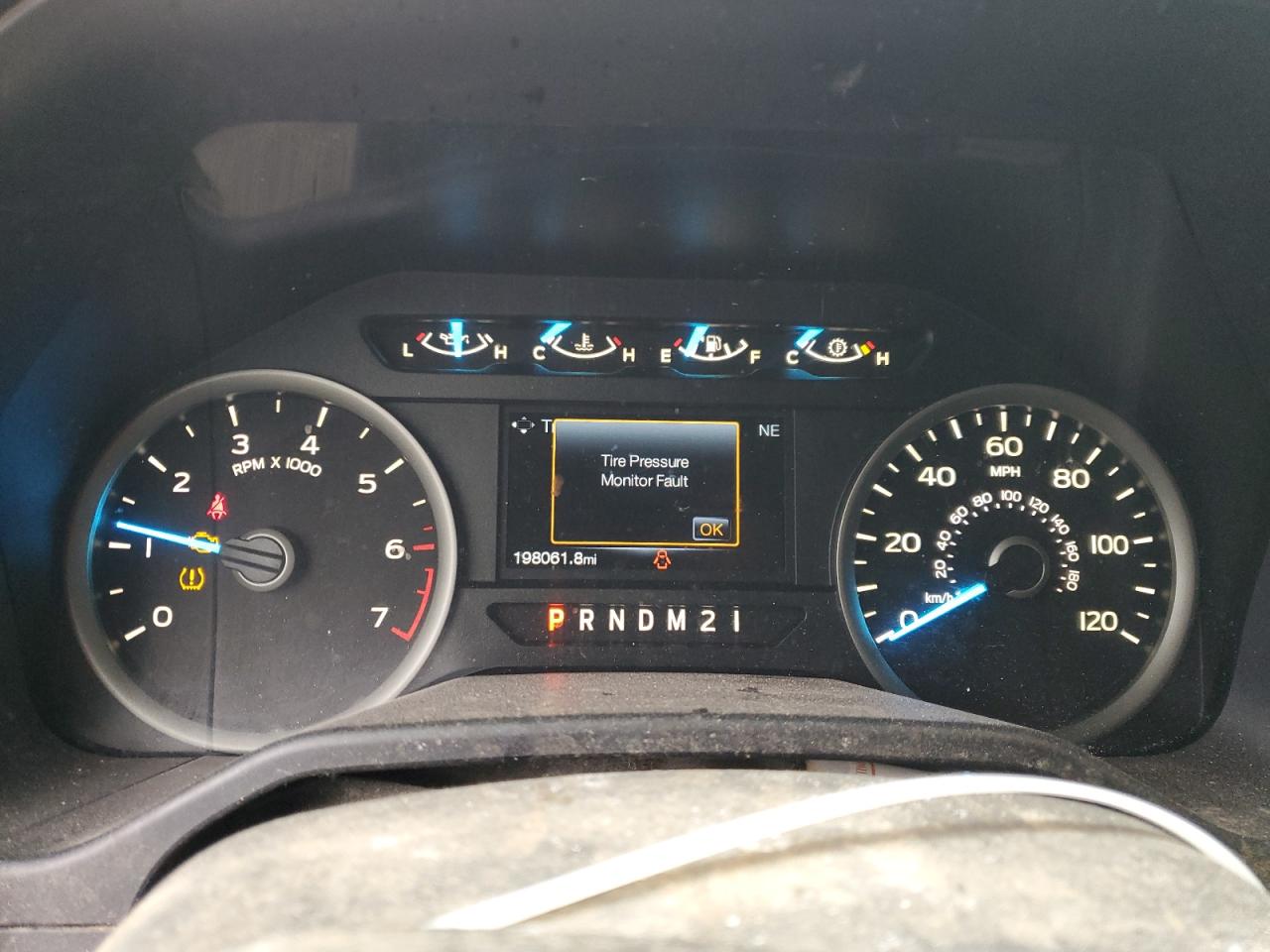 2016 Ford F-150 VIN 1FTEW1CG2GKD29901 Copart auction photo, front end / hail damage thumbnail 9