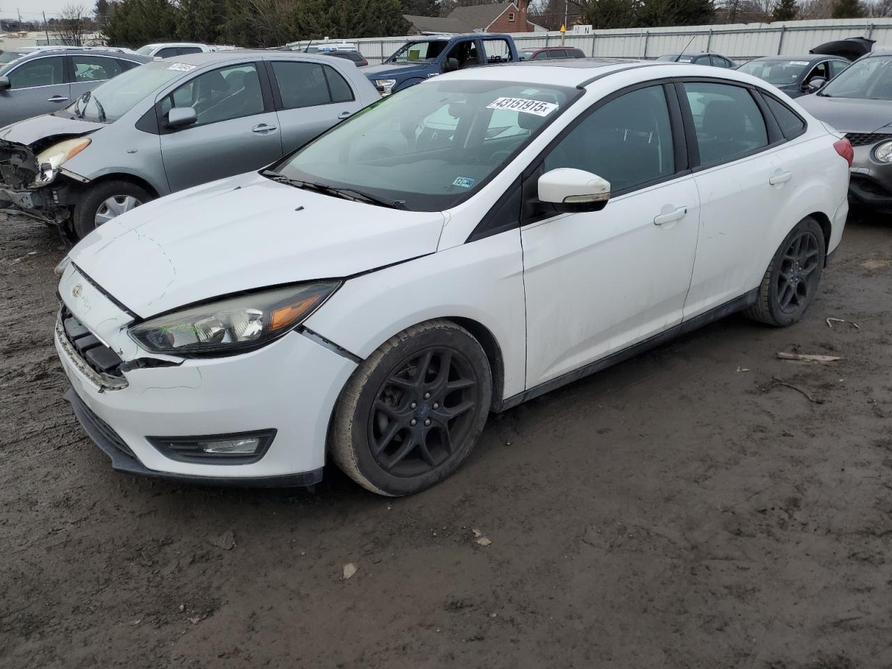 2016 Ford Focus VIN 1FADP3F22GL342636