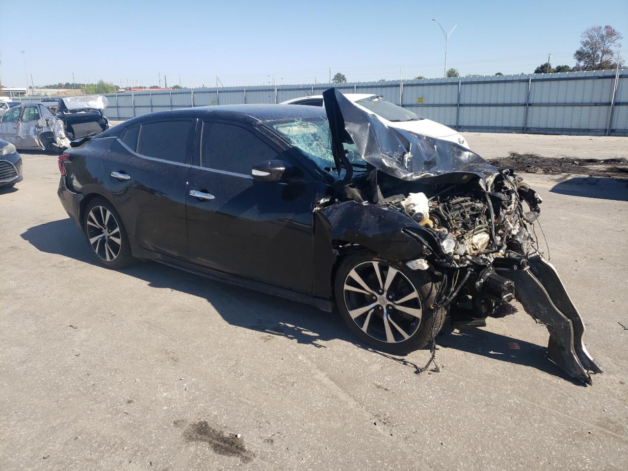 2017 Nissan Maxima VIN 1N4AA6APXHC448357 Copart auction photo, front end damage thumbnail 4