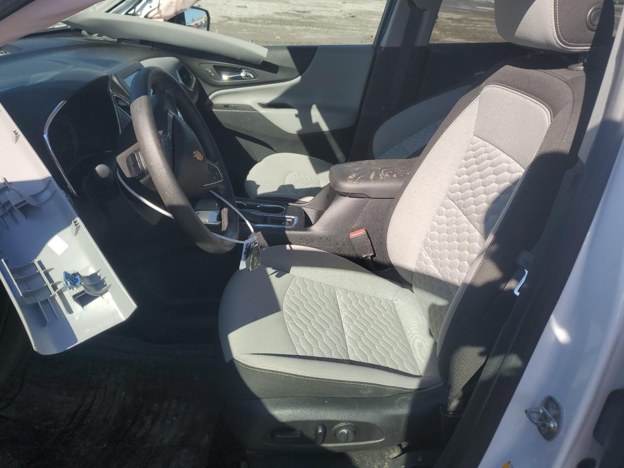 2019 Chevrolet Equinox VIN 2GNAXHEV7K6225830 Copart auction photo, front end / side damage thumbnail 7